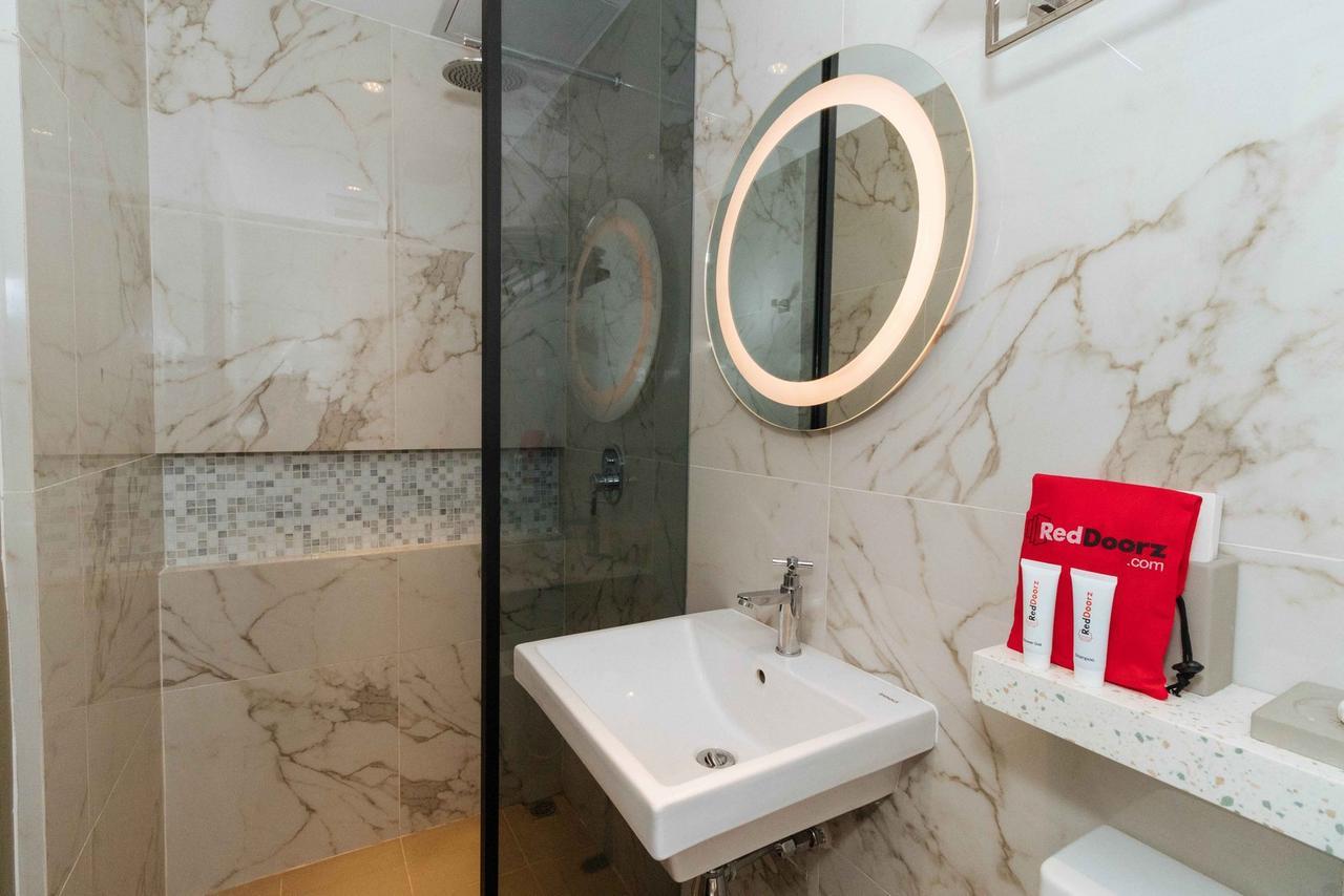 Reddoorz Premium Near Ust Hospital Hotel Manila Kültér fotó